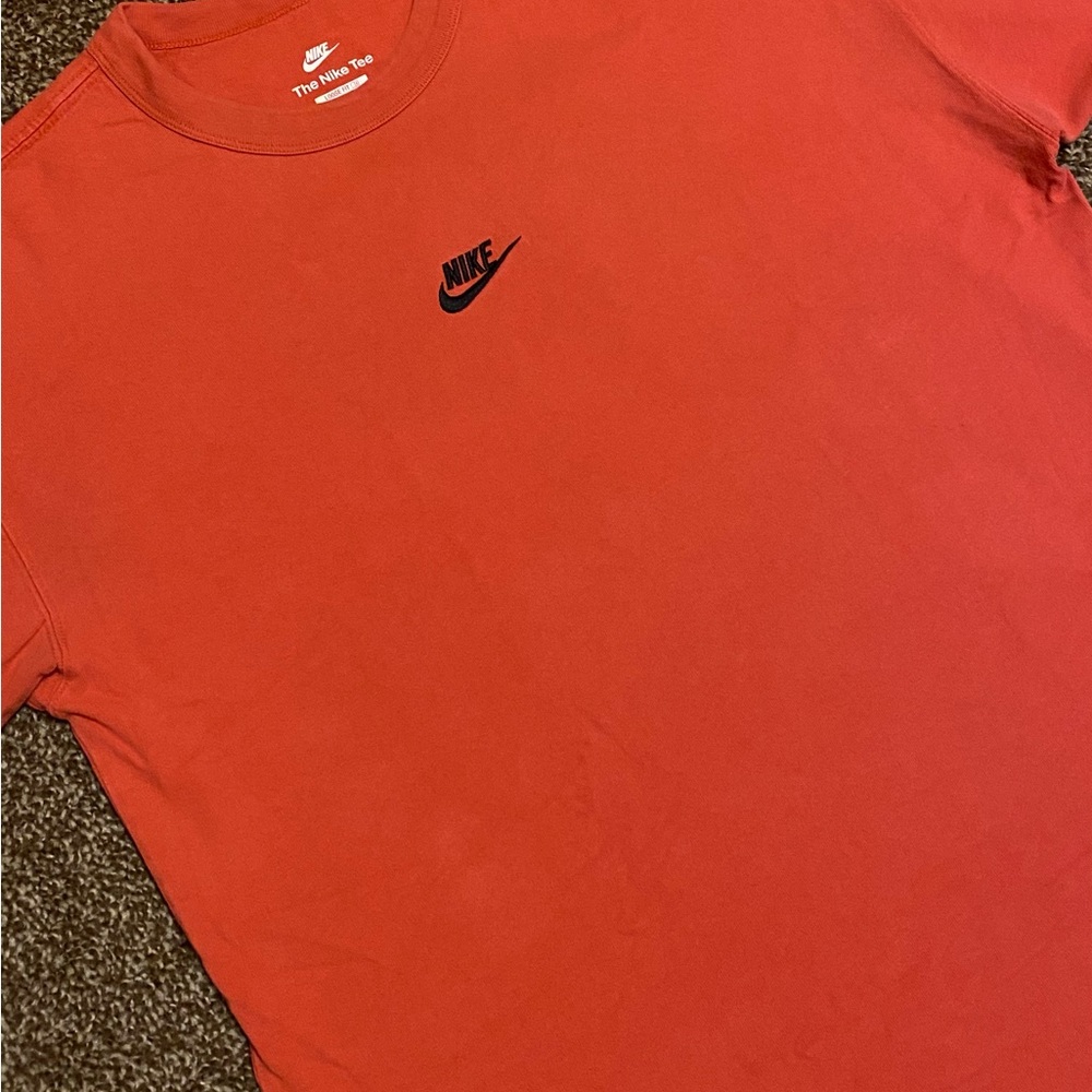Nike T-shirt for men size M